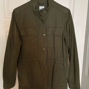 GAP Green Utility Jacket Durable Cotton Design